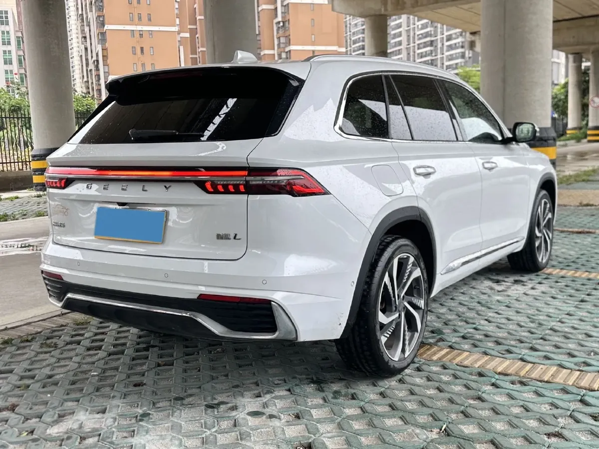 2021 Geely Monjaro 2.0T 218HP L4 7DCT,autocango,china used car exporter,china ev exporter,chinese used car exporter,chinese used ev exporter