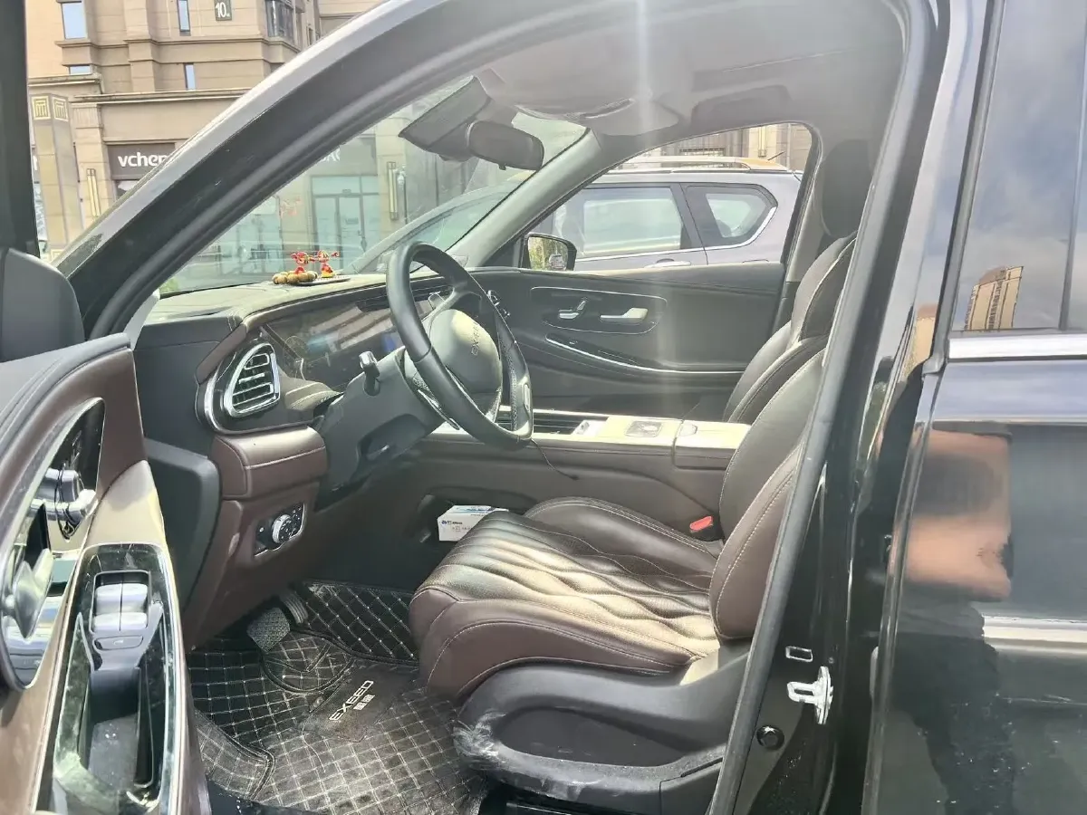 2023 Exceed VX 2.0T 261HP L4 8AT,autocango,china used car exporter,china ev exporter,chinese used car exporter,chinese used ev exporter