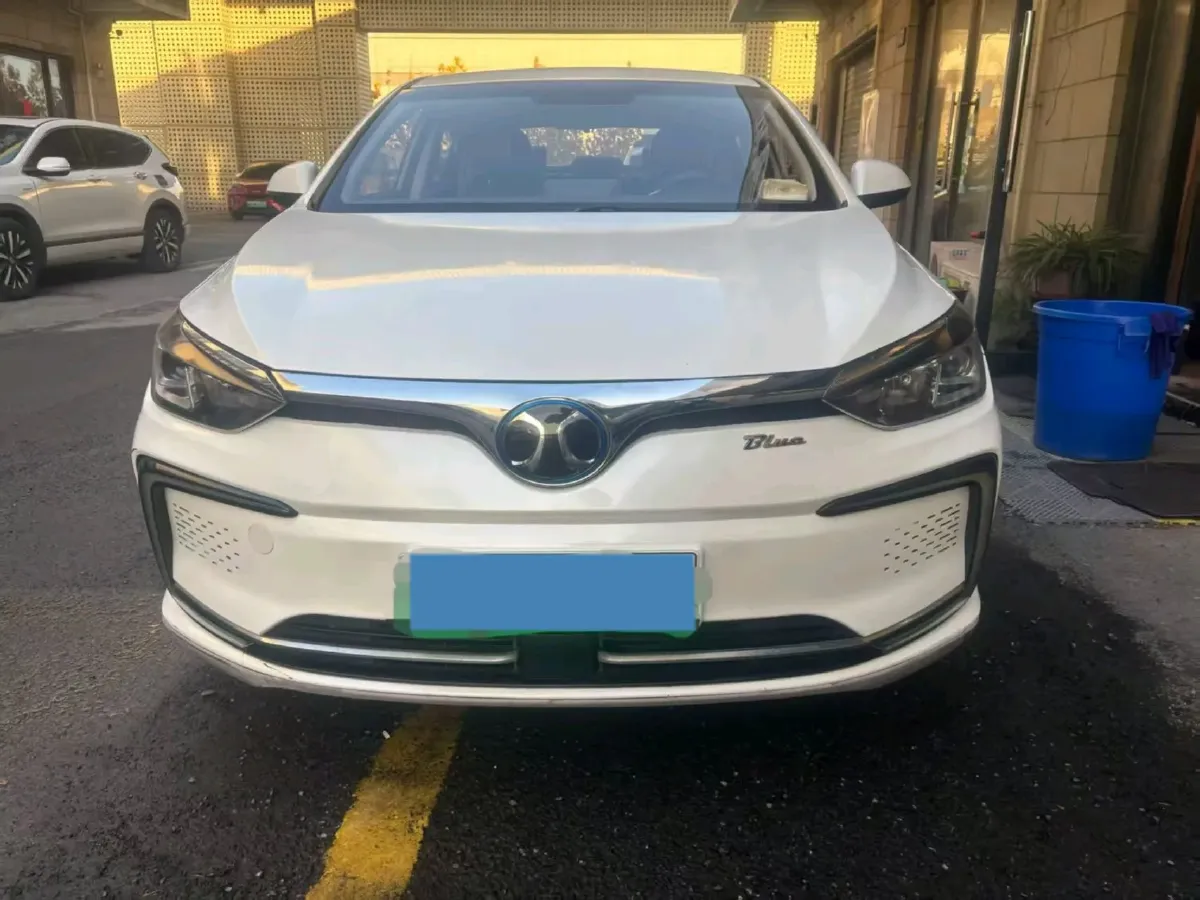 2018 BeiJing Auto EU5 BEV 53.66KWH,autocango,china used car exporter,china ev exporter,chinese used car exporter,chinese used ev exporter