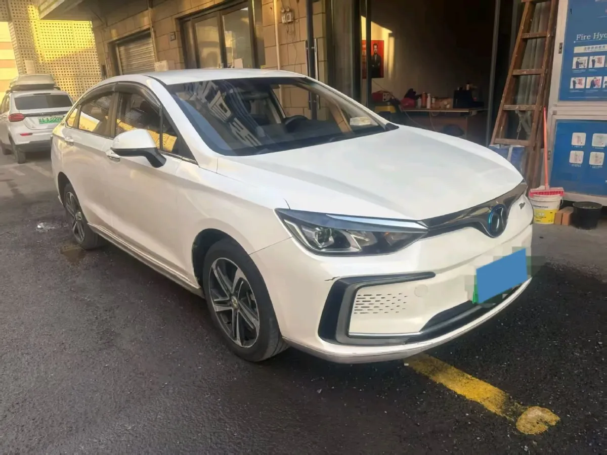 2018 BeiJing Auto EU5 BEV 53.66KWH,autocango,china used car exporter,china ev exporter,chinese used car exporter,chinese used ev exporter