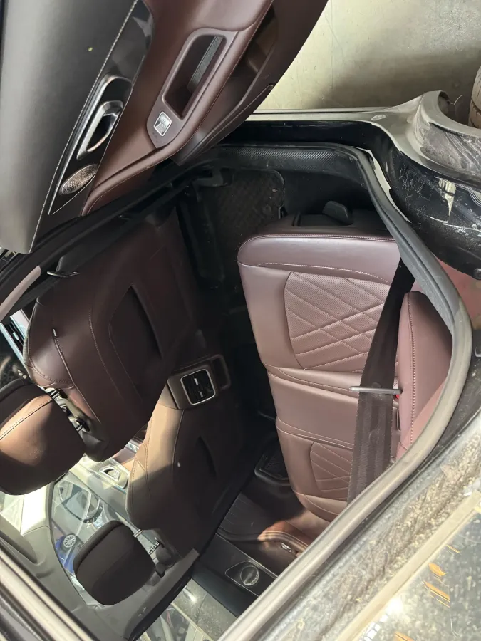 2022 Chery Tiggo 8 PRO 2.0T 254HP L4 7DCT,autocango,china used car exporter,china ev exporter,chinese used car exporter,chinese used ev exporter