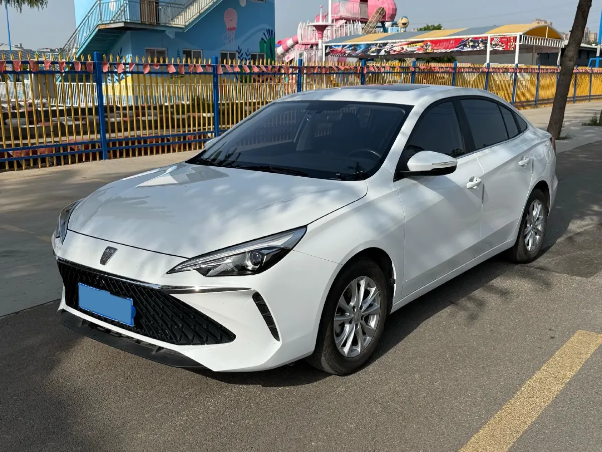 2023 Roewe i5 1.5L 129HP L4 CVT,autocango,china used car exporter,china ev exporter,chinese used car exporter,chinese used ev exporter