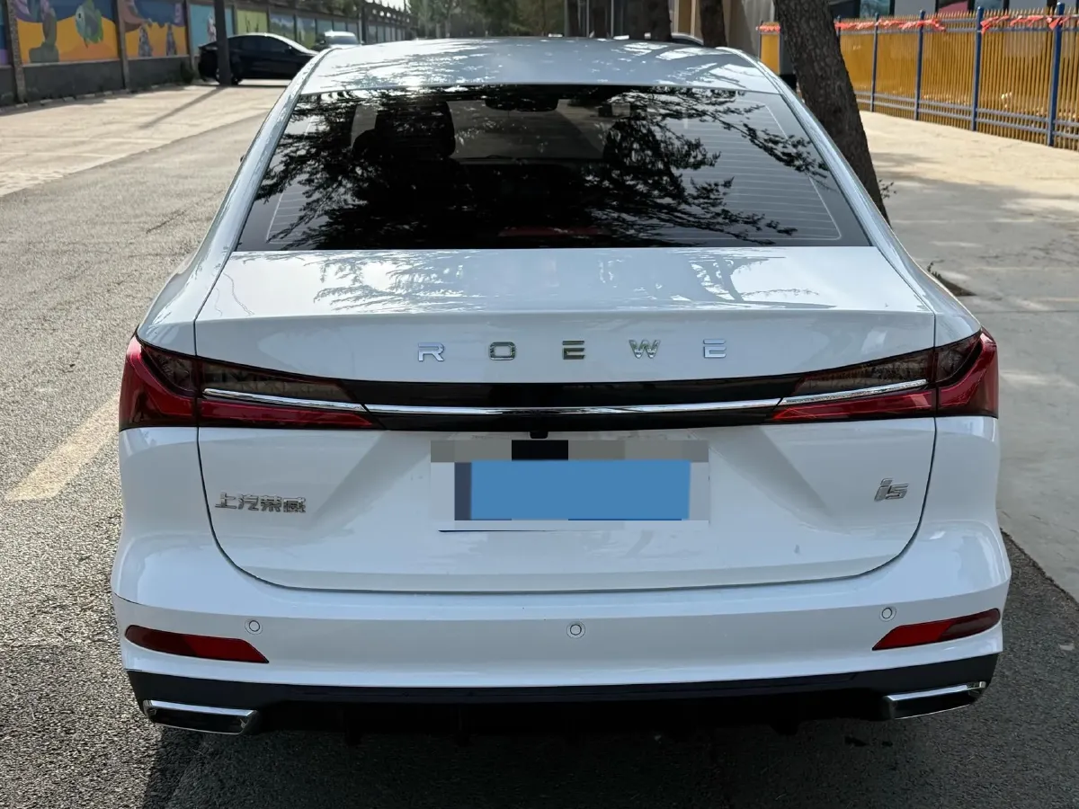 2023 Roewe i5 1.5L 129HP L4 CVT,autocango,china used car exporter,china ev exporter,chinese used car exporter,chinese used ev exporter