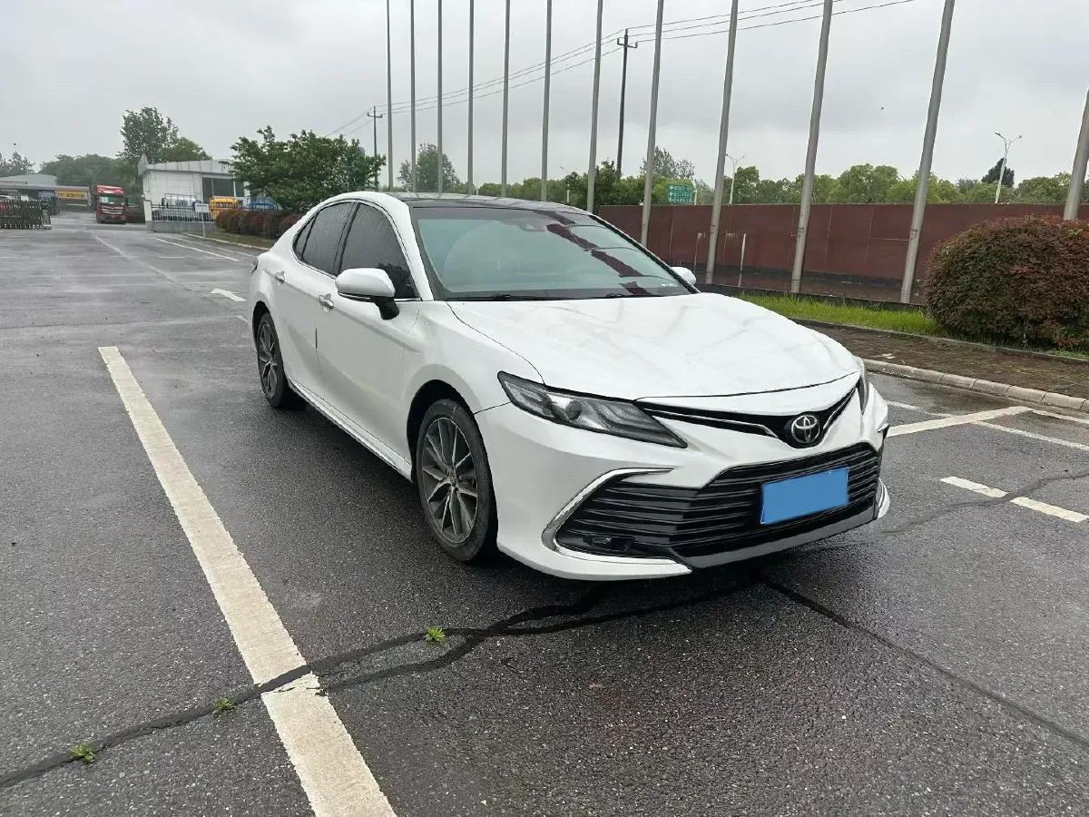 2021 Toyota Camry 2.5L 209HP L4 8AT,autocango,china used car exporter,china ev exporter,chinese used car exporter,chinese used ev exporter