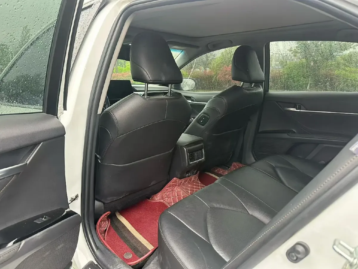 2021 Toyota Camry 2.5L 209HP L4 8AT,autocango,china used car exporter,china ev exporter,chinese used car exporter,chinese used ev exporter