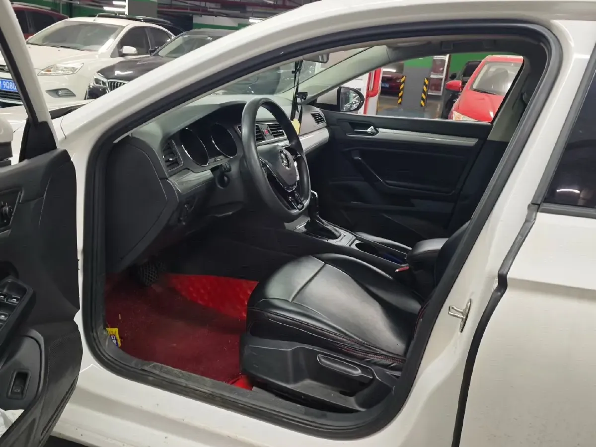 2017 Volkswagen Lamando 1.4T 131HP L4 7DCT,autocango,china used car exporter,china ev exporter,chinese used car exporter,chinese used ev exporter