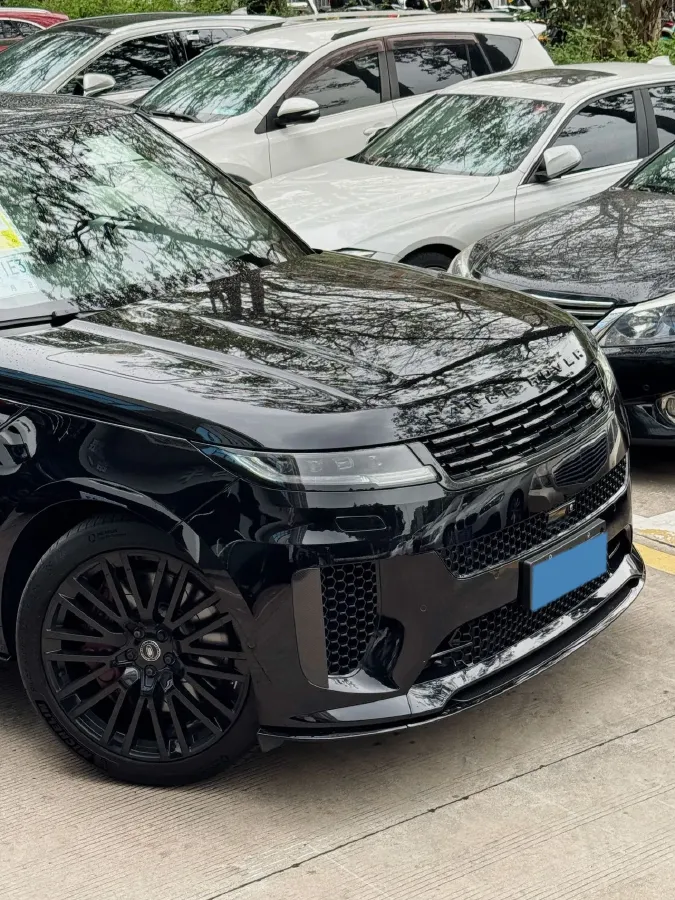 2025 Land Rover Range Rover Sport 4.4T 635HP V8 8AT,autocango,china used car exporter,china ev exporter,chinese used car exporter,chinese used ev exporter