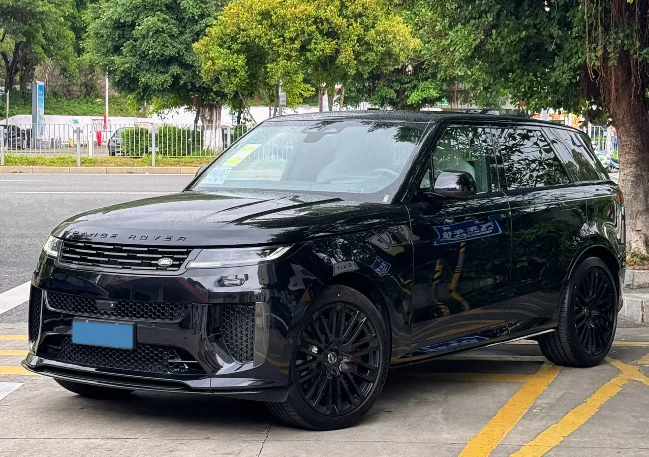 2025 Land Rover Range Rover Sport 4.4T 635HP V8 8AT,autocango,china used car exporter,china ev exporter,chinese used car exporter,chinese used ev exporter