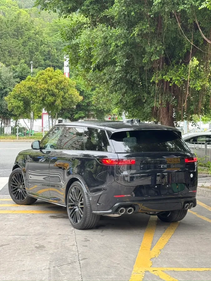 2025 Land Rover Range Rover Sport 4.4T 635HP V8 8AT,autocango,china used car exporter,china ev exporter,chinese used car exporter,chinese used ev exporter
