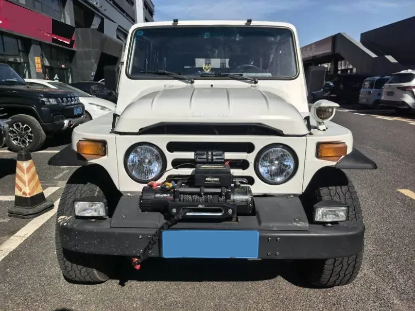 2023 BAW 212 2.4T 211HP L4 6MT,autocango,china used car exporter,china ev exporter,chinese used car exporter,chinese used ev exporter