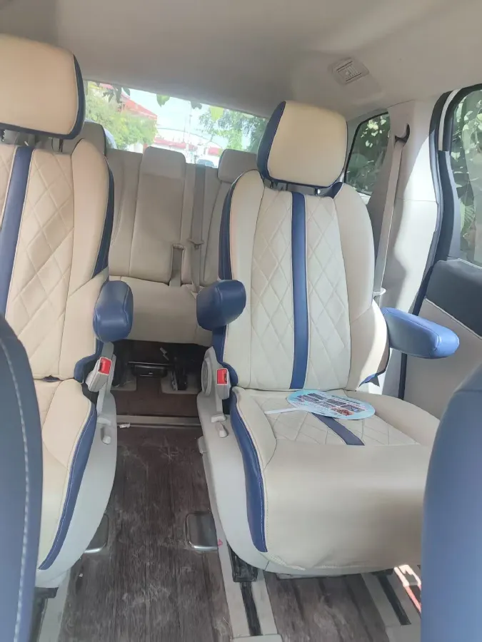 2021 Buick GL8 2.0T 237HP L4 9AT,autocango,china used car exporter,china ev exporter,chinese used car exporter,chinese used ev exporter