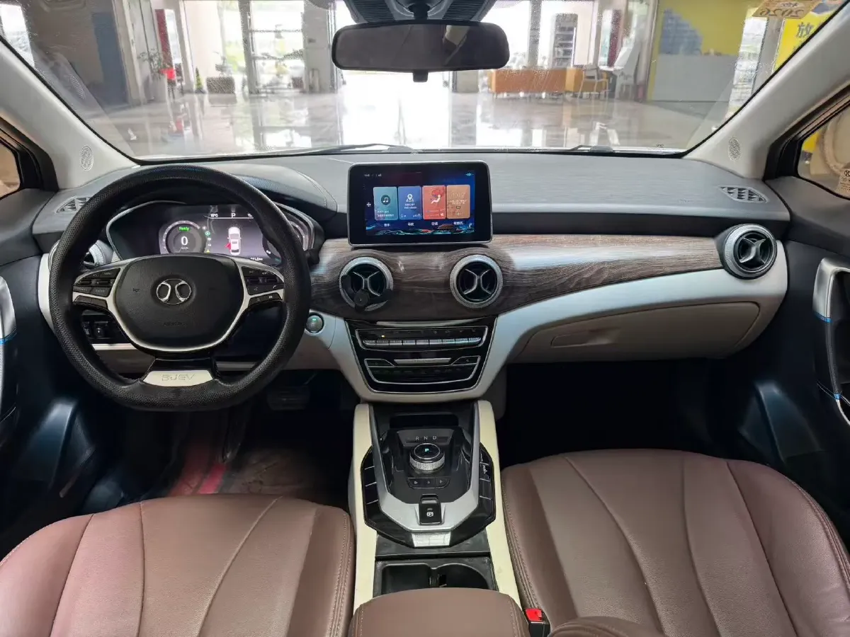 2018 BeiJing Auto EU5 BEV 53.66KWH,autocango,china used car exporter,china ev exporter,chinese used car exporter,chinese used ev exporter