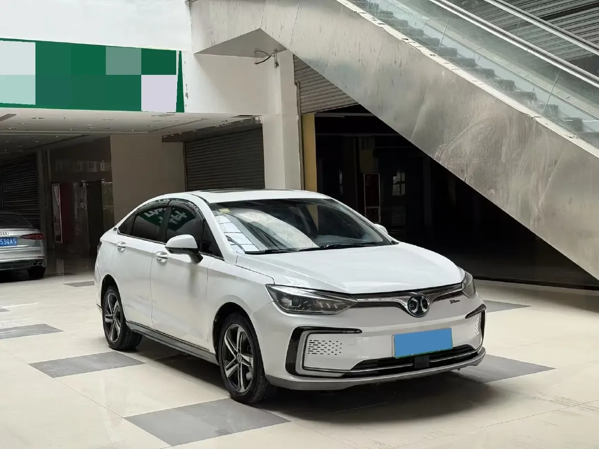 2018 BeiJing Auto EU5 BEV 53.66KWH,autocango,china used car exporter,china ev exporter,chinese used car exporter,chinese used ev exporter