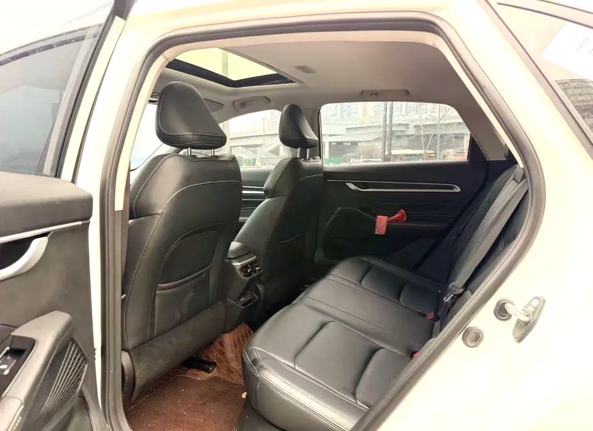 2025 Geely Emgrand 1.5L 127HP L4 CVT,autocango,china used car exporter,china ev exporter,chinese used car exporter,chinese used ev exporter