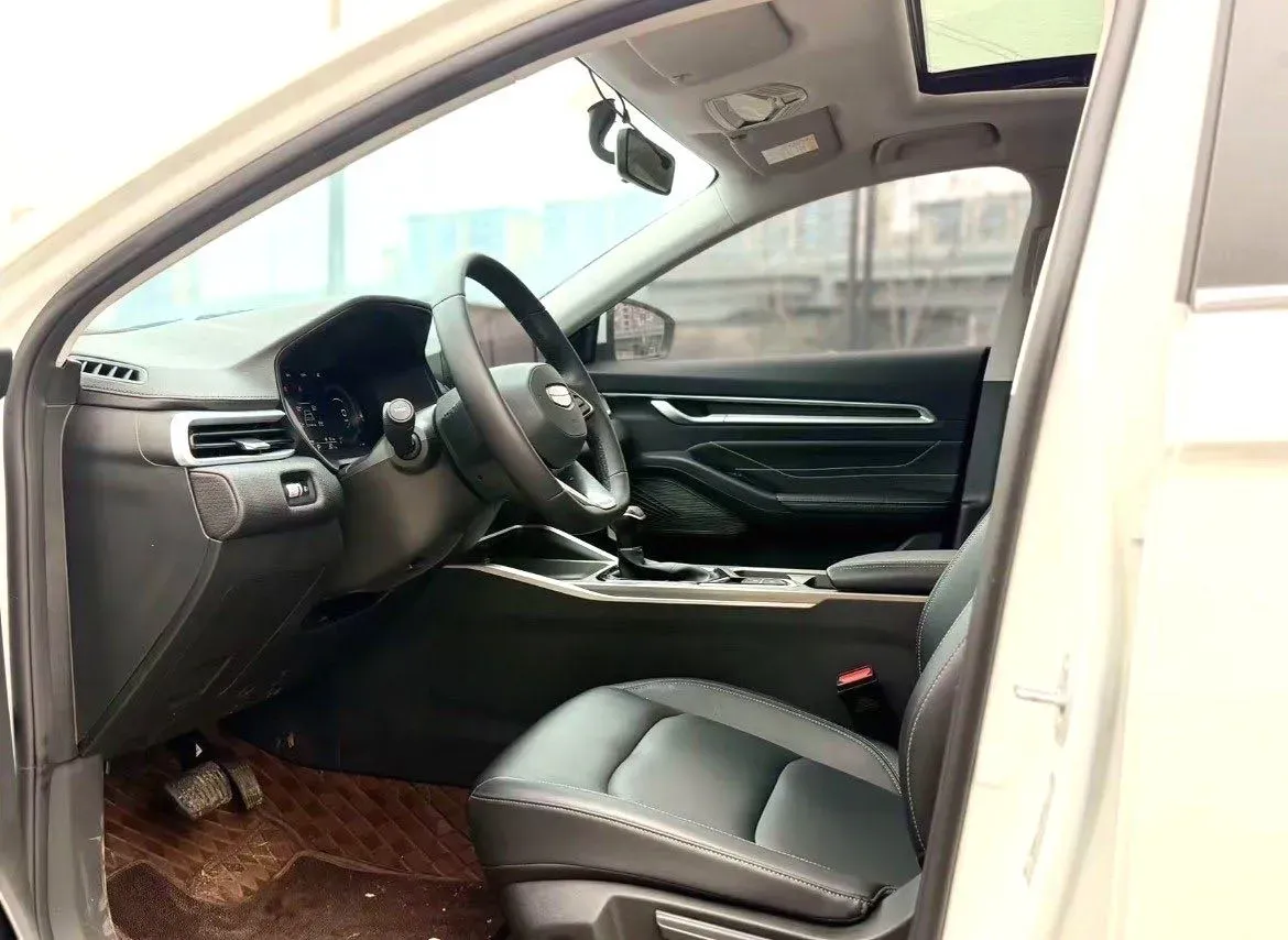 2025 Geely Emgrand 1.5L 127HP L4 CVT,autocango,china used car exporter,china ev exporter,chinese used car exporter,chinese used ev exporter