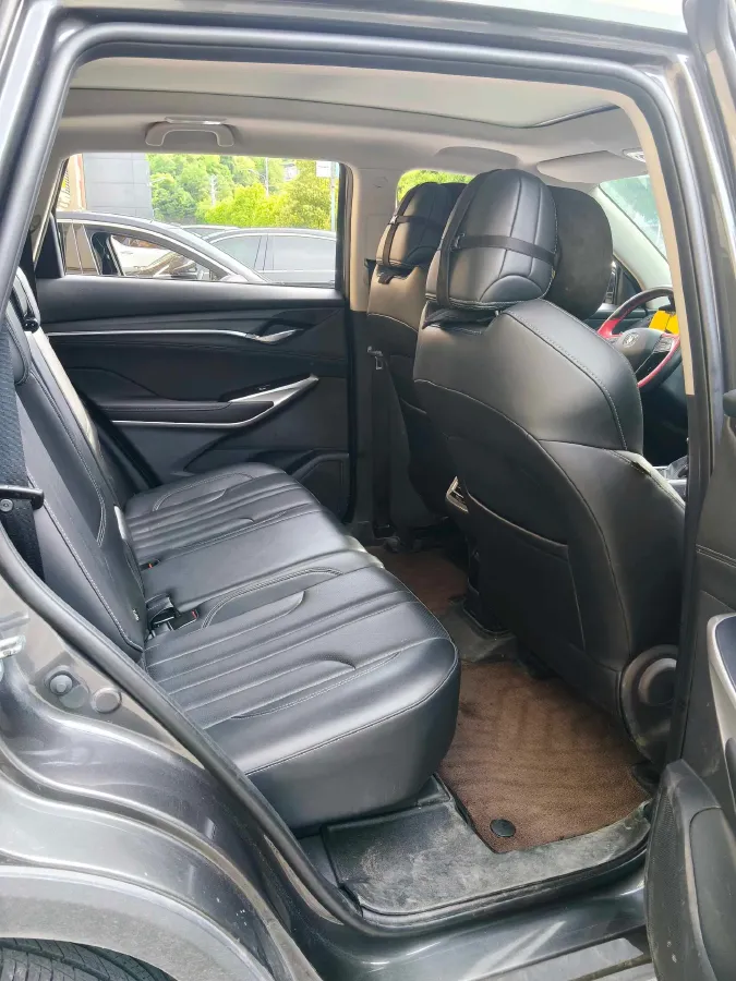 2021 ChangAn CS75 Plus 1.5T 178HP L4 6AT,autocango,china used car exporter,china ev exporter,chinese used car exporter,chinese used ev exporter