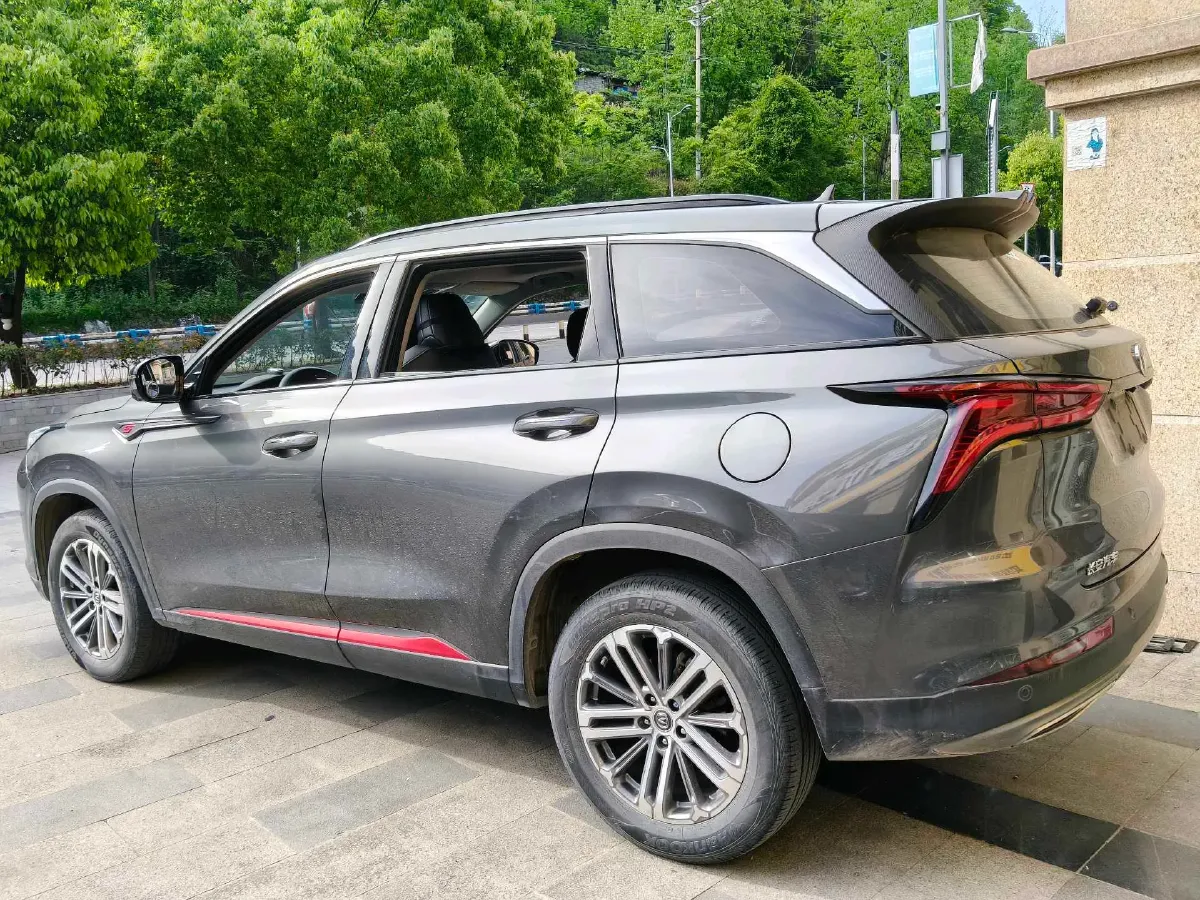 2021 ChangAn CS75 Plus 1.5T 178HP L4 6AT,autocango,china used car exporter,china ev exporter,chinese used car exporter,chinese used ev exporter