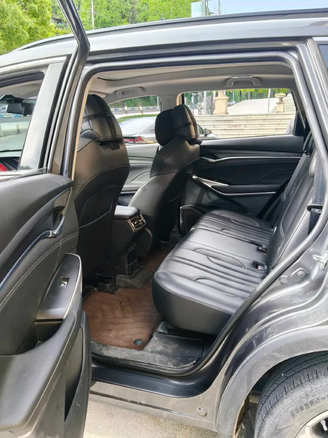 2021 ChangAn CS75 Plus 1.5T 178HP L4 6AT,autocango,china used car exporter,china ev exporter,chinese used car exporter,chinese used ev exporter