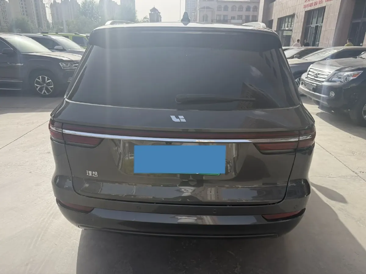 2021 Li ONE Range Extended 131HP REEV 40.5KWH,autocango,china used car exporter,china ev exporter,chinese used car exporter,chinese used ev exporter
