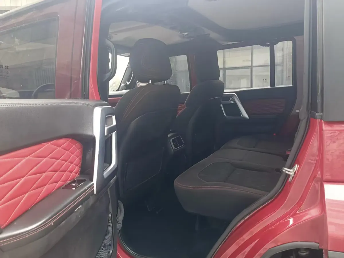 2019 Beijing BJ40 2.3T 211HP L4 5MT,autocango,china used car exporter,china ev exporter,chinese used car exporter,chinese used ev exporter
