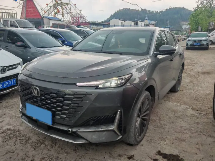 2021 ChangAn UNI-K 2.0T 233HP L4 8AT,autocango,china used car exporter,china ev exporter,chinese used car exporter,chinese used ev exporter