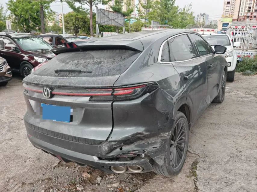 2021 ChangAn UNI-K 2.0T 233HP L4 8AT,autocango,china used car exporter,china ev exporter,chinese used car exporter,chinese used ev exporter