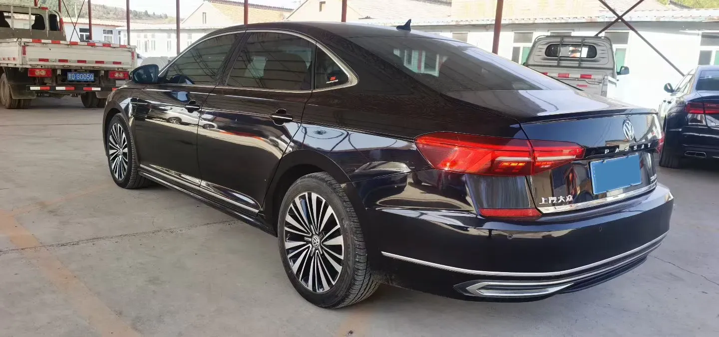 2020 Volkswagen Passat 2.0T 186HP L4 7DCT,autocango,china used car exporter,china ev exporter,chinese used car exporter,chinese used ev exporter
