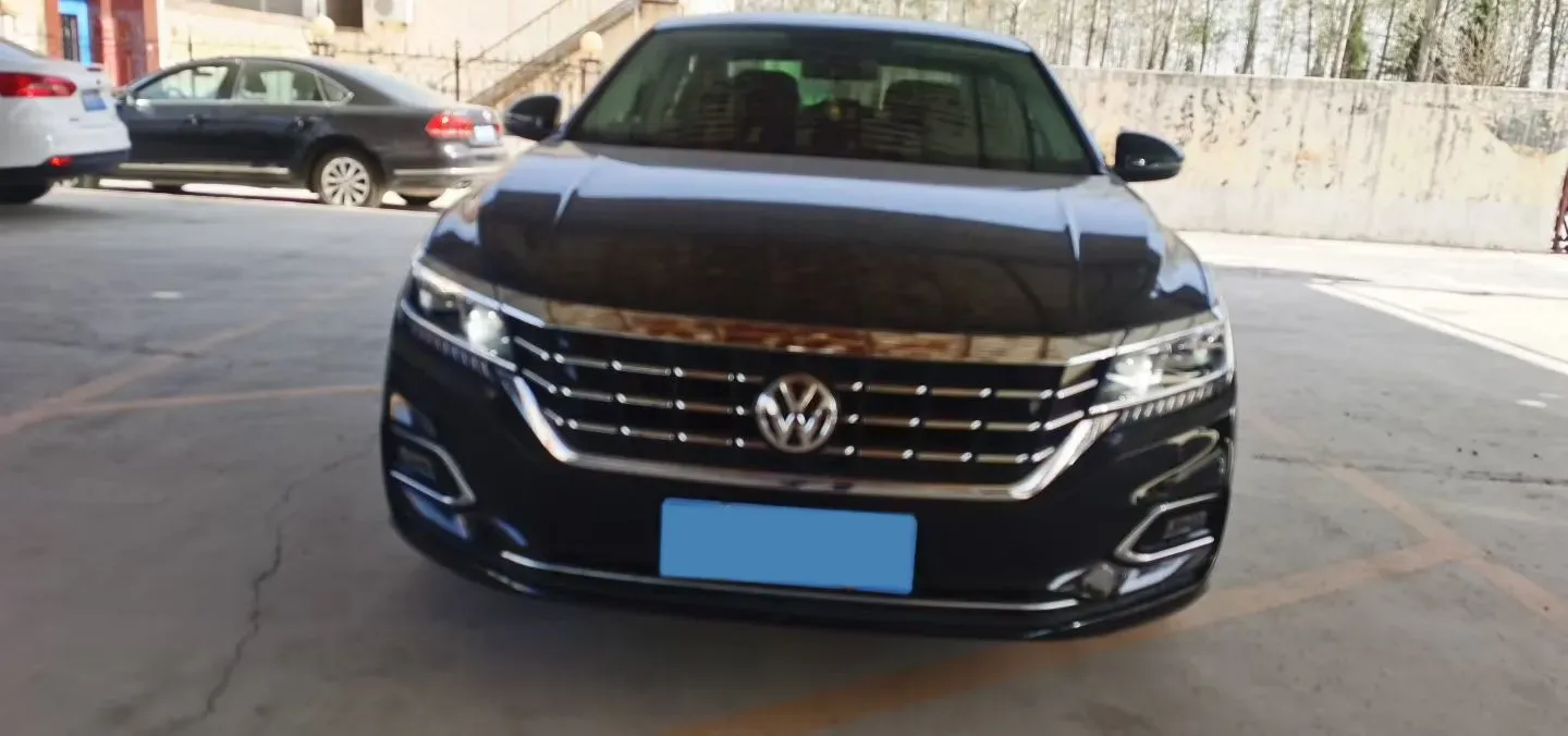 2020 Volkswagen Passat 2.0T 186HP L4 7DCT,autocango,china used car exporter,china ev exporter,chinese used car exporter,chinese used ev exporter