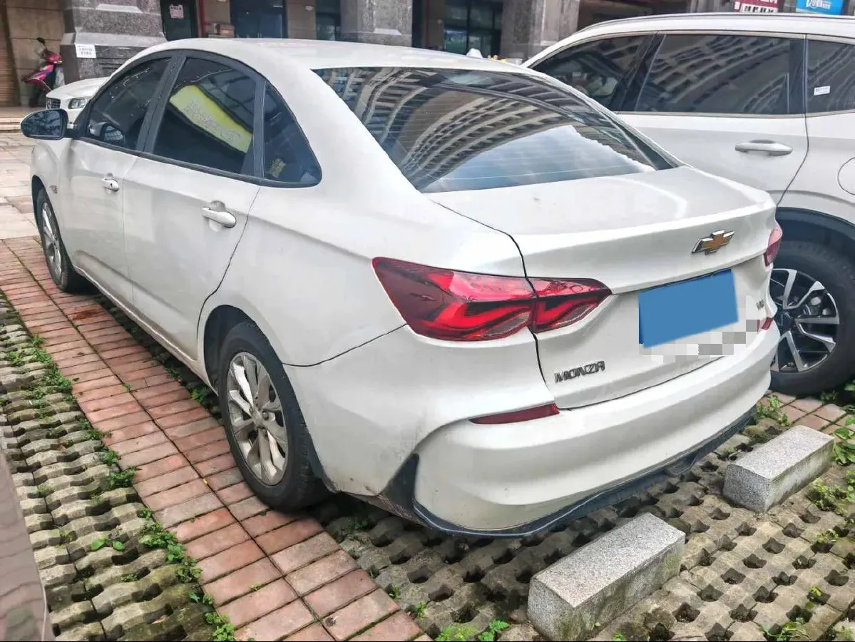 2024 Chevrolet Monza 1.5L 113HP L4 6DCT,autocango,china used car exporter,china ev exporter,chinese used car exporter,chinese used ev exporter