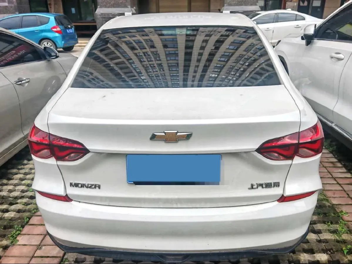 2024 Chevrolet Monza 1.5L 113HP L4 6DCT,autocango,china used car exporter,china ev exporter,chinese used car exporter,chinese used ev exporter