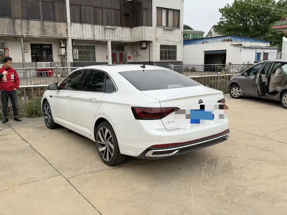 2024 Volkswagen Sagitar 1.5T 160HP L4 7DCT,autocango,china used car exporter,china ev exporter,chinese used car exporter,chinese used ev exporter