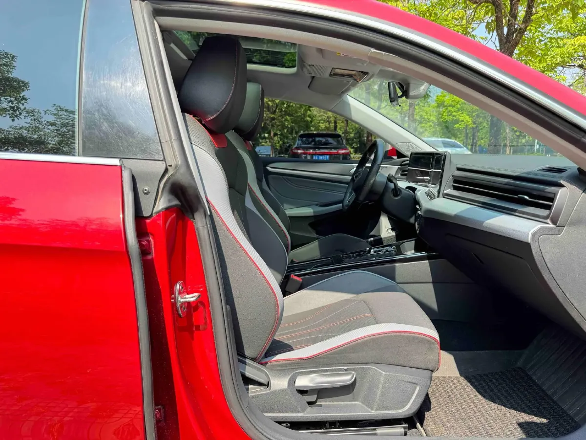 2023 Volkswagen Lamando 1.4T 150HP L4 7DCT,autocango,china used car exporter,china ev exporter,chinese used car exporter,chinese used ev exporter