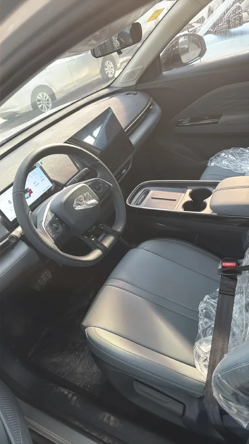 2025 WuLing HongGuang New Energy REEV 99HP REEV,autocango,china used car exporter,china ev exporter,chinese used car exporter,chinese used ev exporter