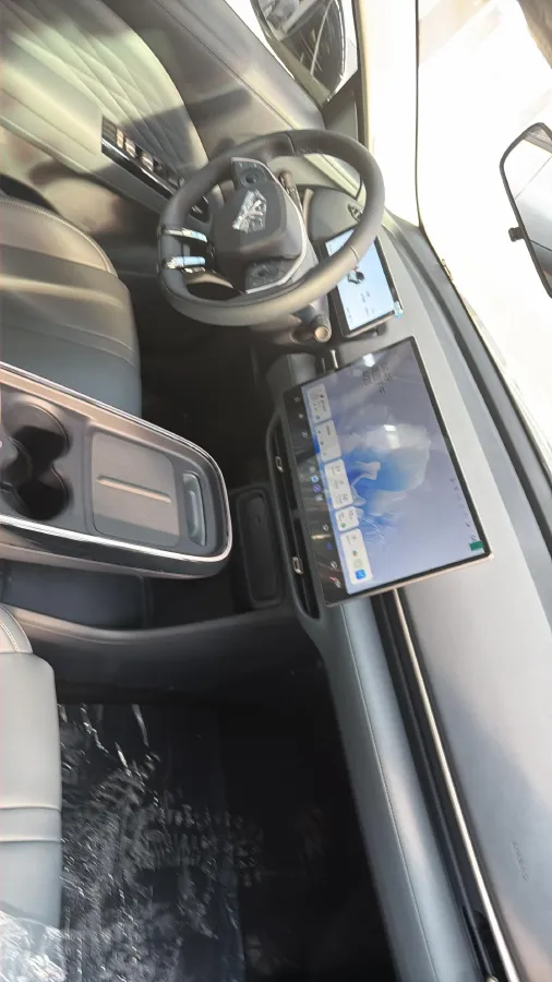 2025 WuLing HongGuang New Energy REEV 99HP REEV,autocango,china used car exporter,china ev exporter,chinese used car exporter,chinese used ev exporter