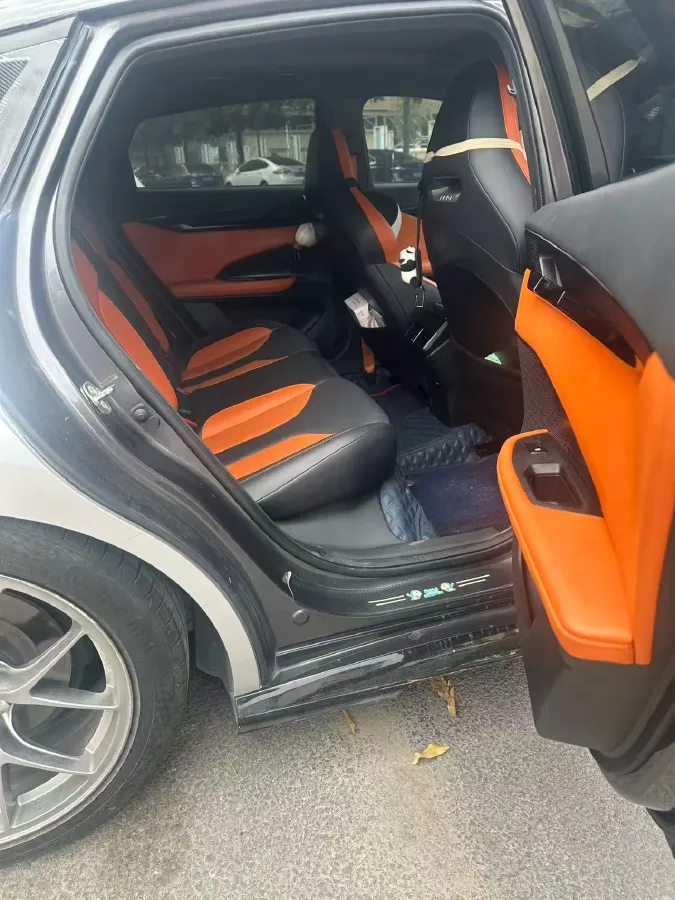 2023 ChangAn UNI-V 2.0T 233HP L4 8AT,autocango,china used car exporter,china ev exporter,chinese used car exporter,chinese used ev exporter