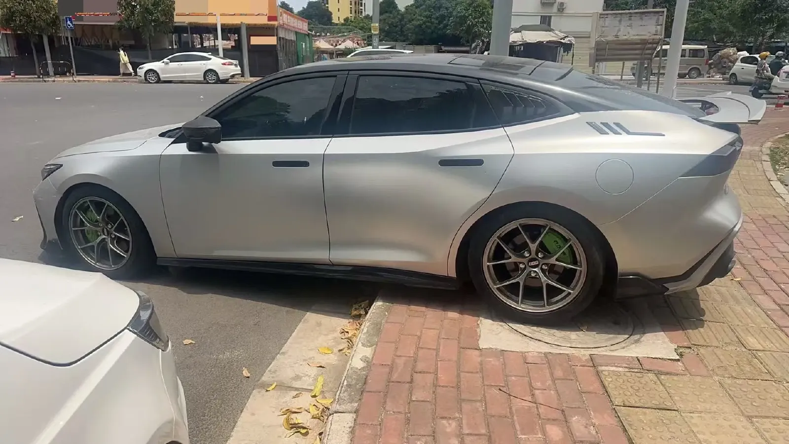 2023 ChangAn UNI-V 2.0T 233HP L4 8AT,autocango,china used car exporter,china ev exporter,chinese used car exporter,chinese used ev exporter