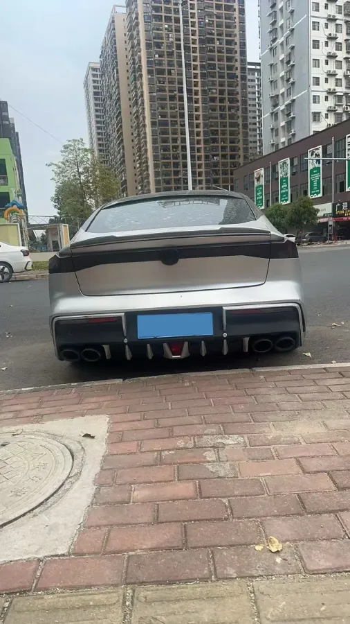 2023 ChangAn UNI-V 2.0T 233HP L4 8AT,autocango,china used car exporter,china ev exporter,chinese used car exporter,chinese used ev exporter