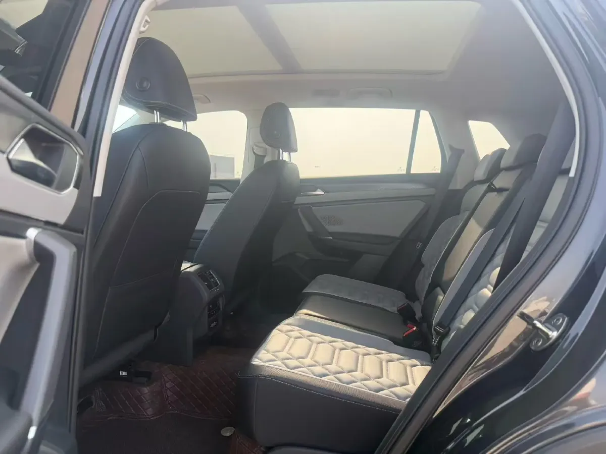 2024 Volkswagen Tayron 1.5T 160HP L4 7DCT,autocango,china used car exporter,china ev exporter,chinese used car exporter,chinese used ev exporter