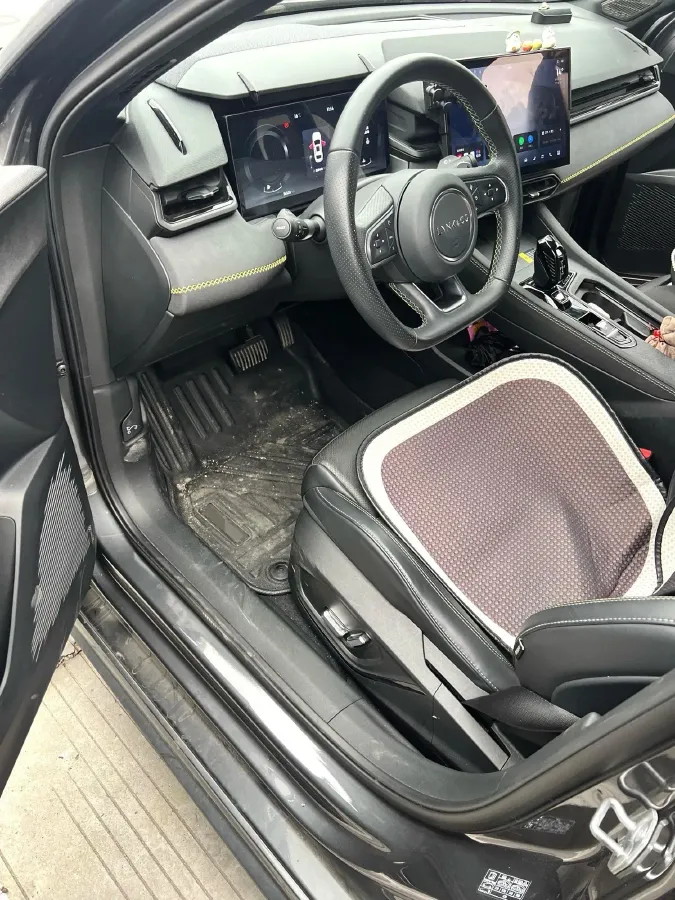 2022 LYNK&CO 03 1.5T 180HP L3 7DCT,autocango,china used car exporter,china ev exporter,chinese used car exporter,chinese used ev exporter