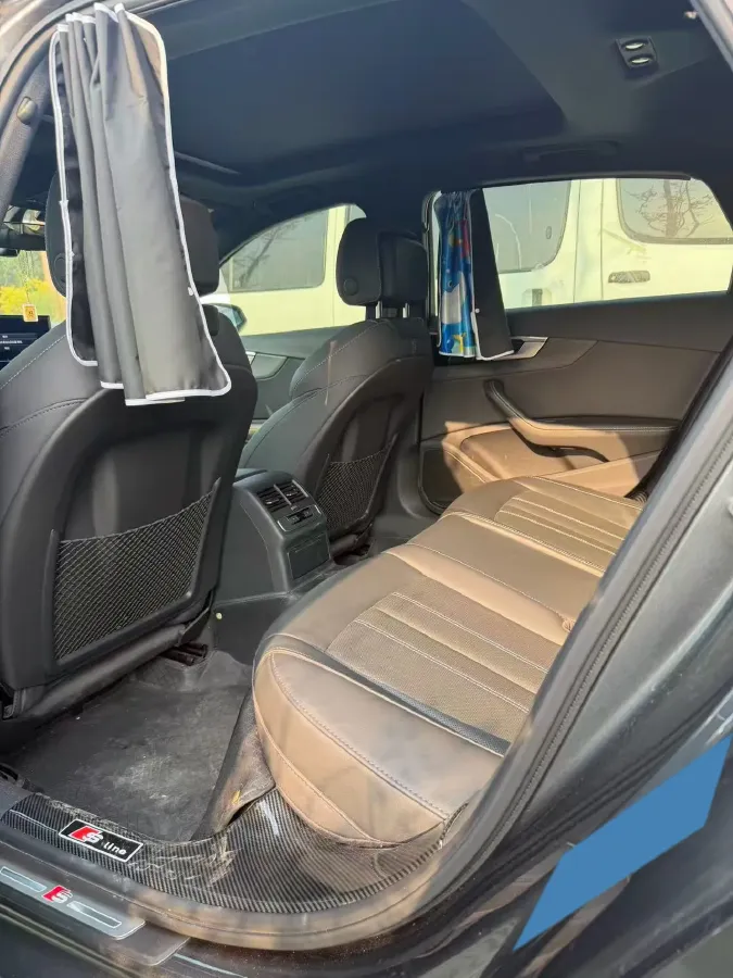 2023 Audi A4L 2.0T 190HP L4 7DCT,autocango,china used car exporter,china ev exporter,chinese used car exporter,chinese used ev exporter