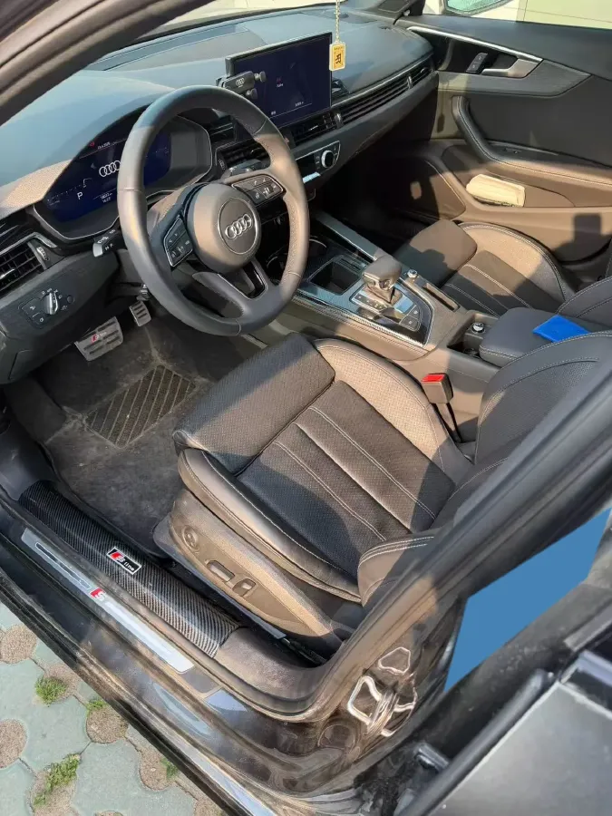 2023 Audi A4L 2.0T 190HP L4 7DCT,autocango,china used car exporter,china ev exporter,chinese used car exporter,chinese used ev exporter