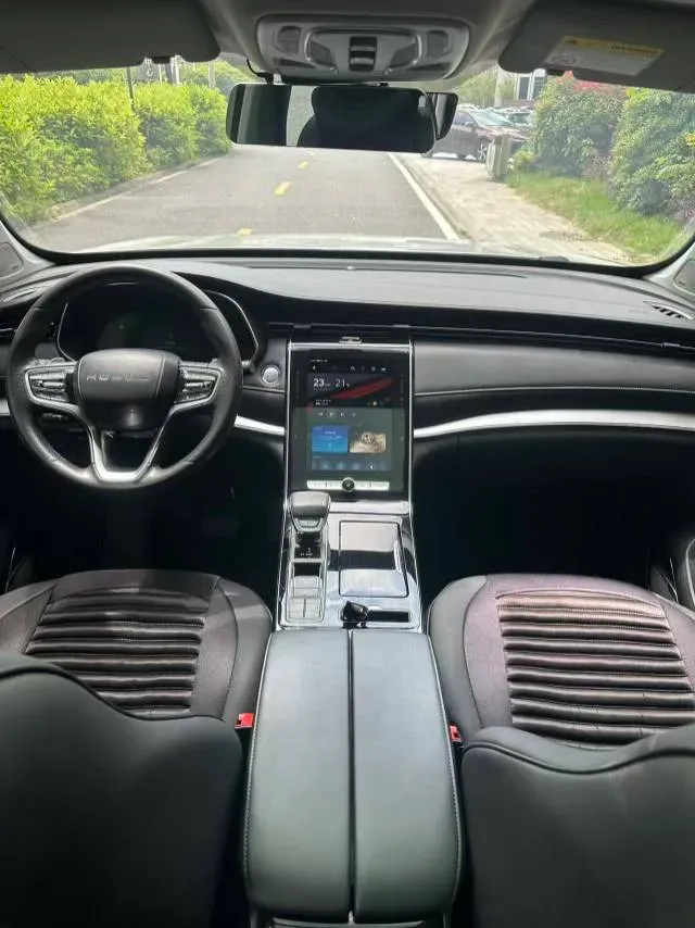 2019 Roewe RX5 MAX 2.0T 231HP L4 6DCT,autocango,china used car exporter,china ev exporter,chinese used car exporter,chinese used ev exporter