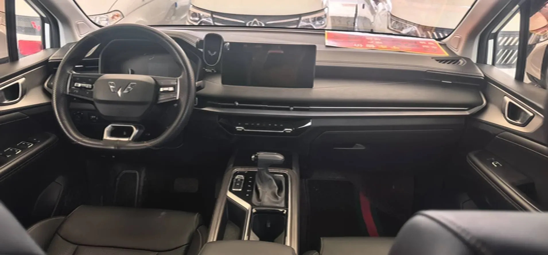 2022 Venucia T60 1.6L 126HP L4 CVT,autocango,china used car exporter,china ev exporter,chinese used car exporter,chinese used ev exporter