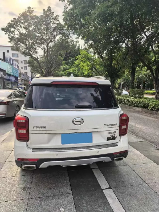 2017 GAC Trumpchi GS8 2.0T 201HP L4 6AT,autocango,china used car exporter,china ev exporter,chinese used car exporter,chinese used ev exporter