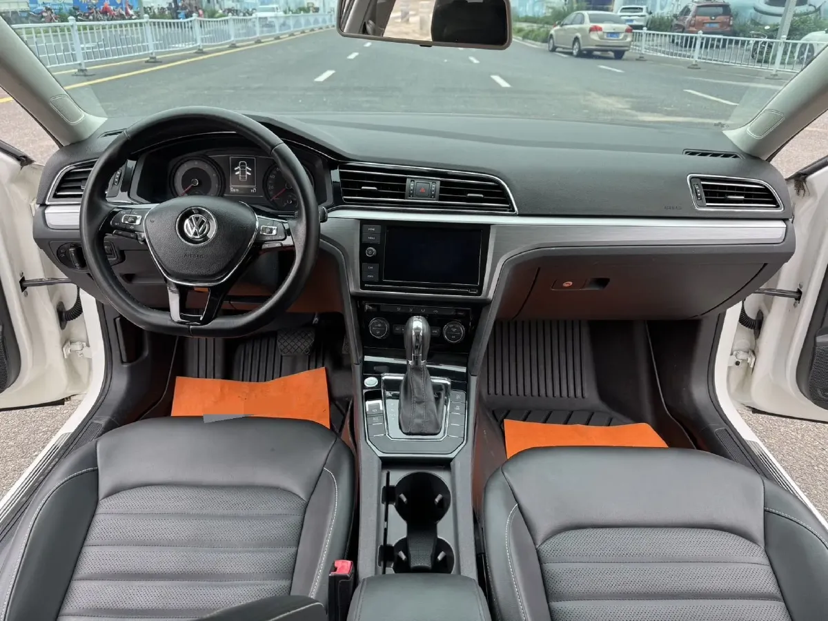 2018 Volkswagen Lamando 1.4T 150HP L4 7DCT,autocango,china used car exporter,china ev exporter,chinese used car exporter,chinese used ev exporter