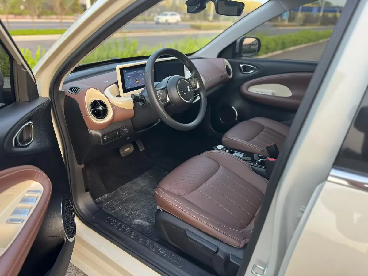 2023 WuLing BinGuo BEV 31.9KWH,autocango,china used car exporter,china ev exporter,chinese used car exporter,chinese used ev exporter