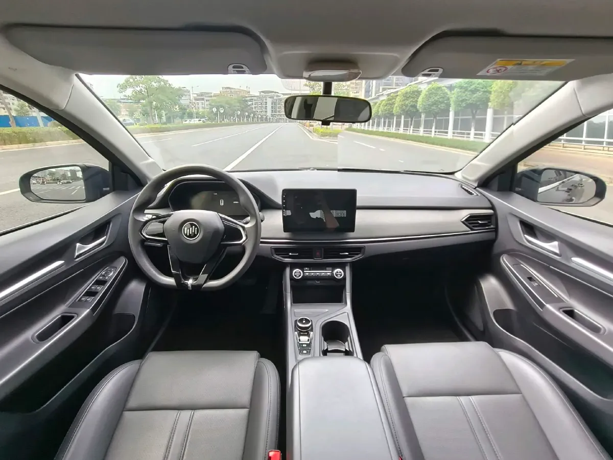 2021 Weltmeister E.5 BEV 49.92KWH,autocango,china used car exporter,china ev exporter,chinese used car exporter,chinese used ev exporter