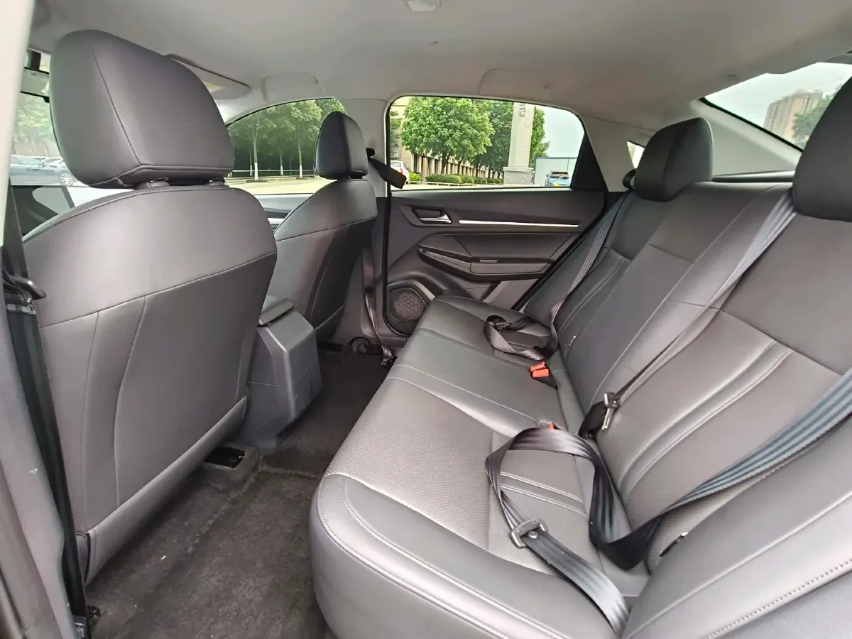 2021 Weltmeister E.5 BEV 49.92KWH,autocango,china used car exporter,china ev exporter,chinese used car exporter,chinese used ev exporter