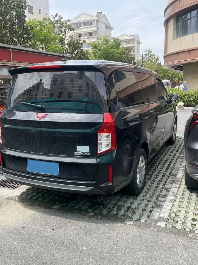 2021 WuLing ZhengChen 1.5T 147HP L4 6MT,autocango,china used car exporter,china ev exporter,chinese used car exporter,chinese used ev exporter