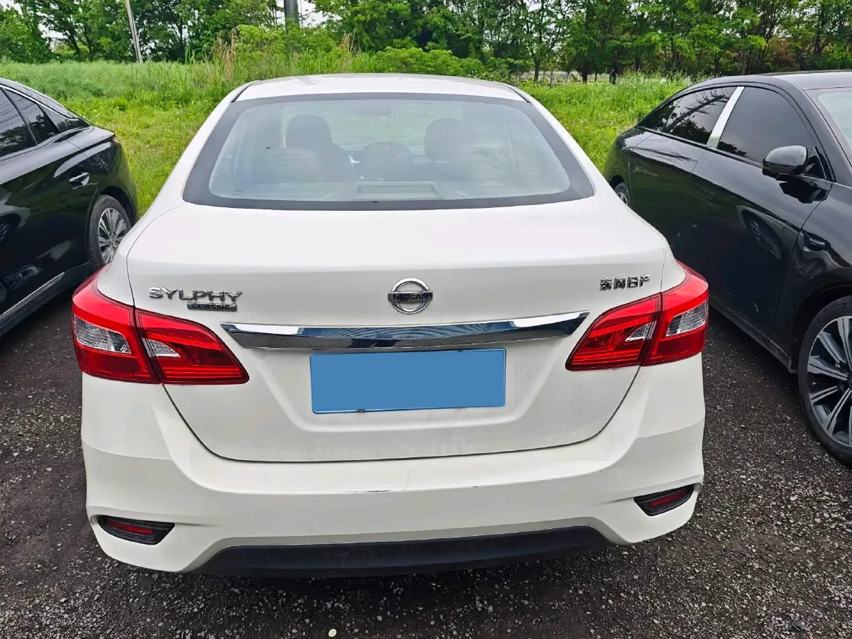 2021 Nissan Sylphy 1.6L 122HP L4 CVT,autocango,china used car exporter,china ev exporter,chinese used car exporter,chinese used ev exporter